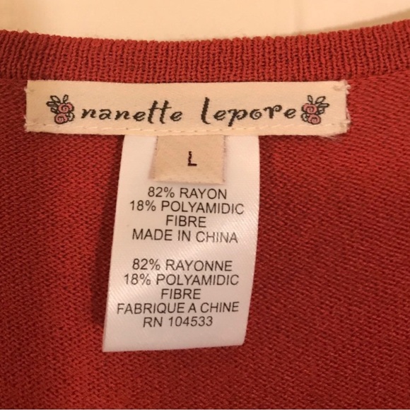 NWOT Nanette Lepore v-neck belted sweater with puff short sleeves. - Picture 3 of 3